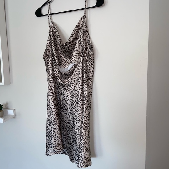 NWT Princess Polly Leopard Betta Vandore Mini Dress 
Size 10 - Picture 6 of 12